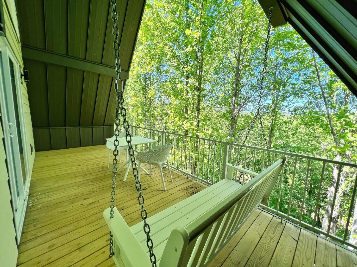 Skylaranna Resort & Spa เฮนเดอร์สันวิลล์ ภายนอก รูปภาพ